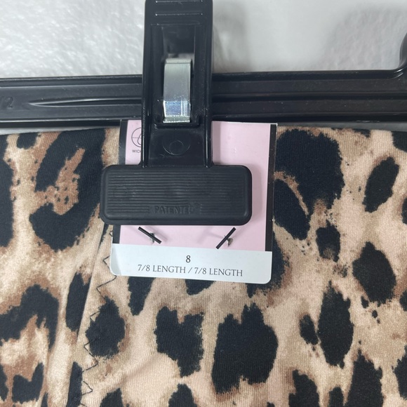 Victoria's Secret Incredible Essential Lace Up Legging Leopard Brown Medium 8 - Picture 11 of 11